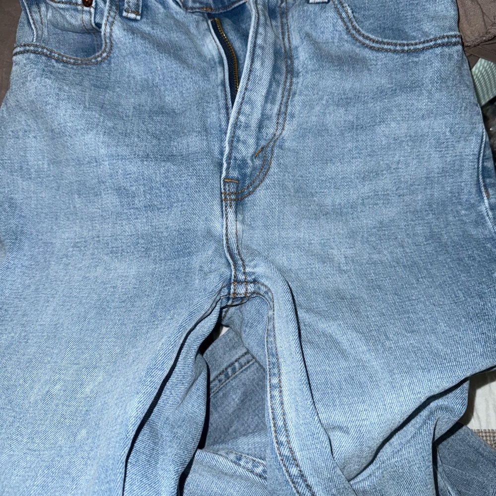 Classic Blue Women's Jeans - Picture 3 of 5